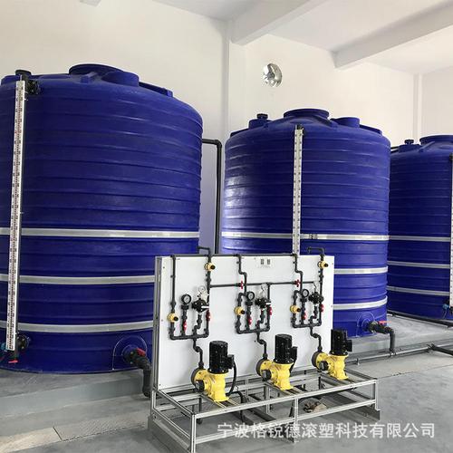 滾塑容器最新報(bào)價(jià)走勢(shì)分析-信陽酸堿塑料食用水儲(chǔ)水罐儲(chǔ)罐